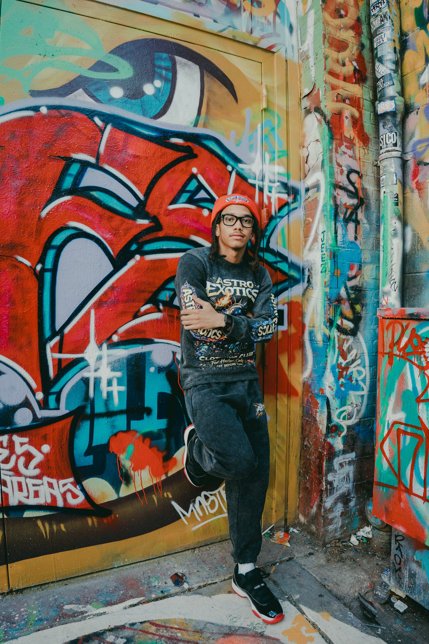 Graffiti Galaxy Sweatsuit – Washed Black